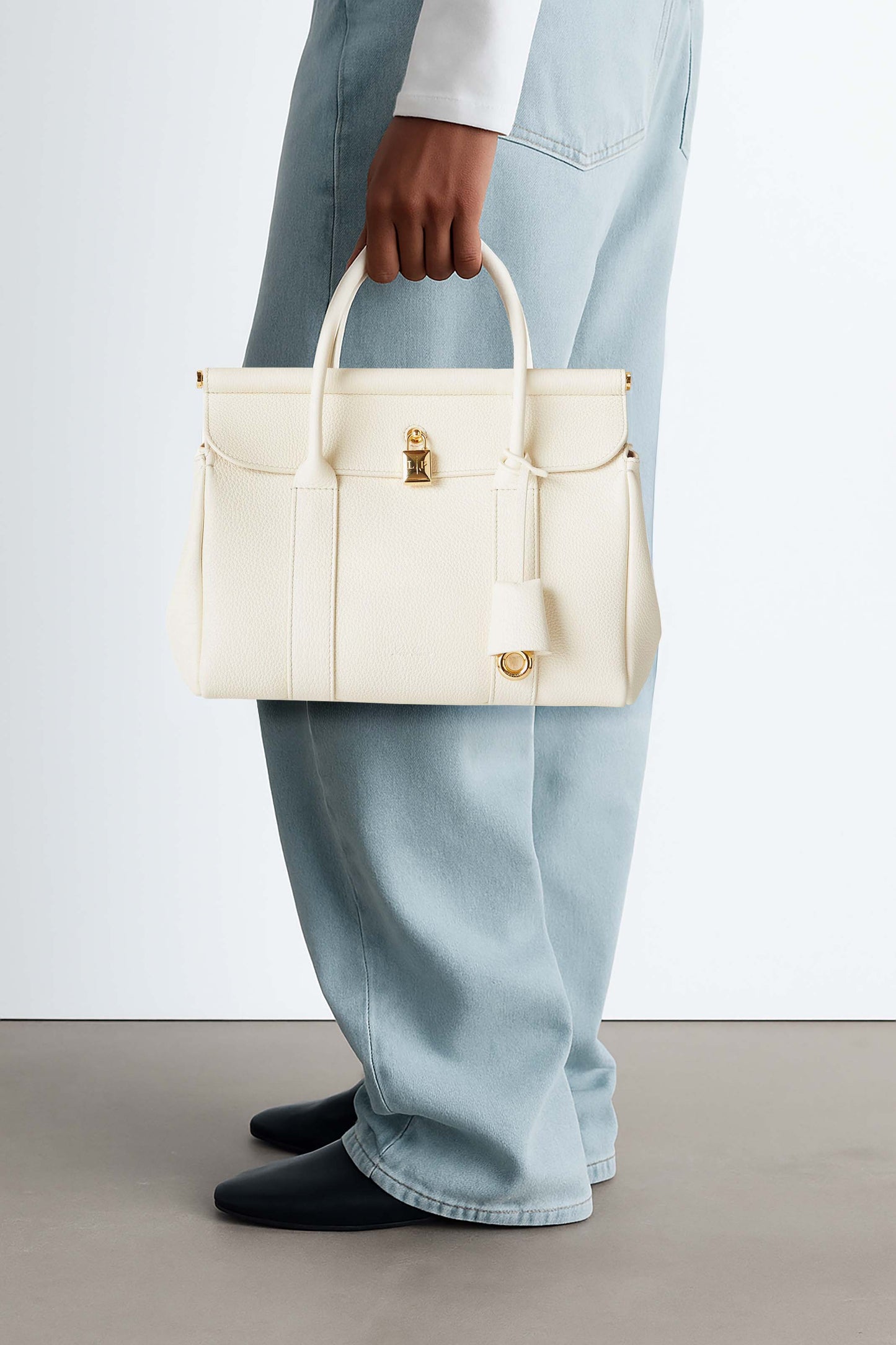 Loro Piana Women's Loom bag L25 (Grained Calfskin)