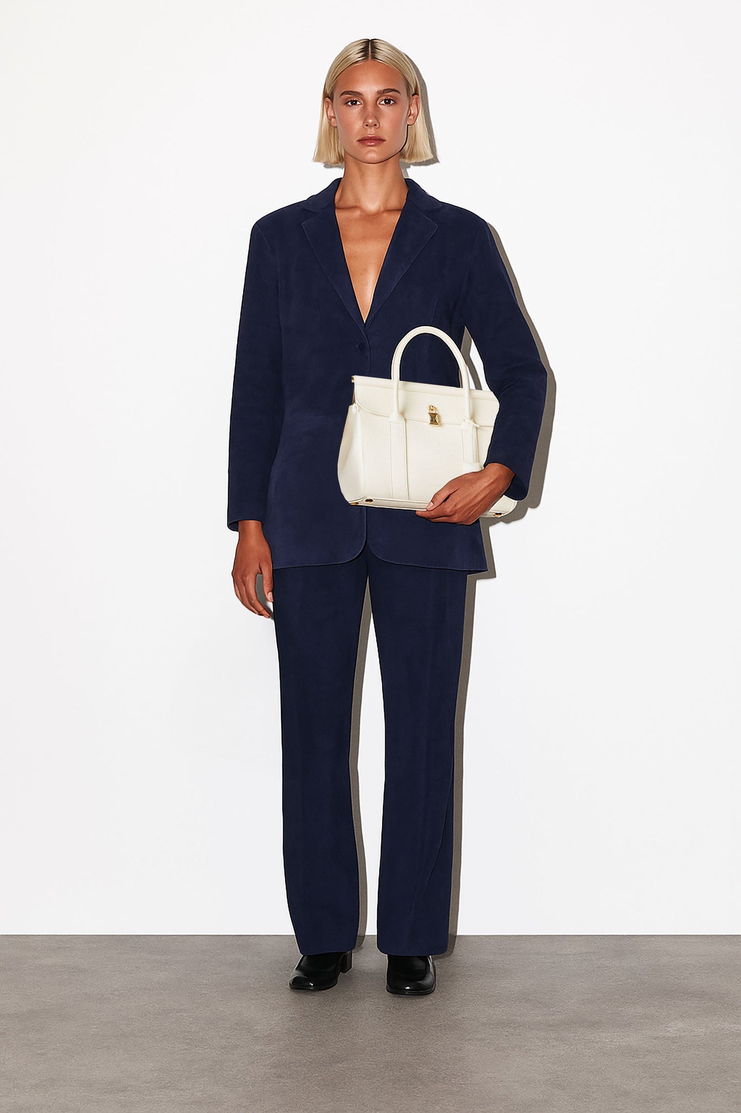 Loro Piana Women's Loom bag L25 (Grained Calfskin)